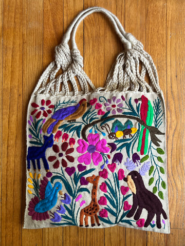 Traditional Mexican Floral Embroidered Bag. Morral Solei with Frida Ta –  Solei Store